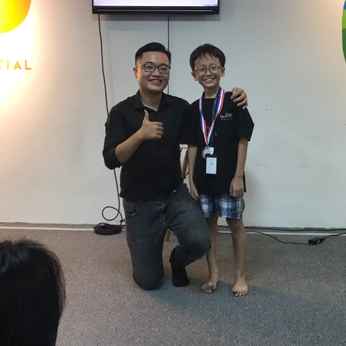 Khoá học GrowUp| Rèn tư duy lãnh đạo – thuyết trình – trưởng thành