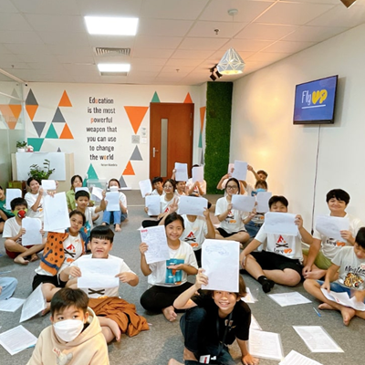 Khóa học FlyUp | Khám phá tư duy – rèn tính kiên trì & bản lĩnh